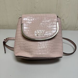 DKNY Purse Faith Flap Bucket Crossbody Bag Croc Embossed Leather Pink Desinger